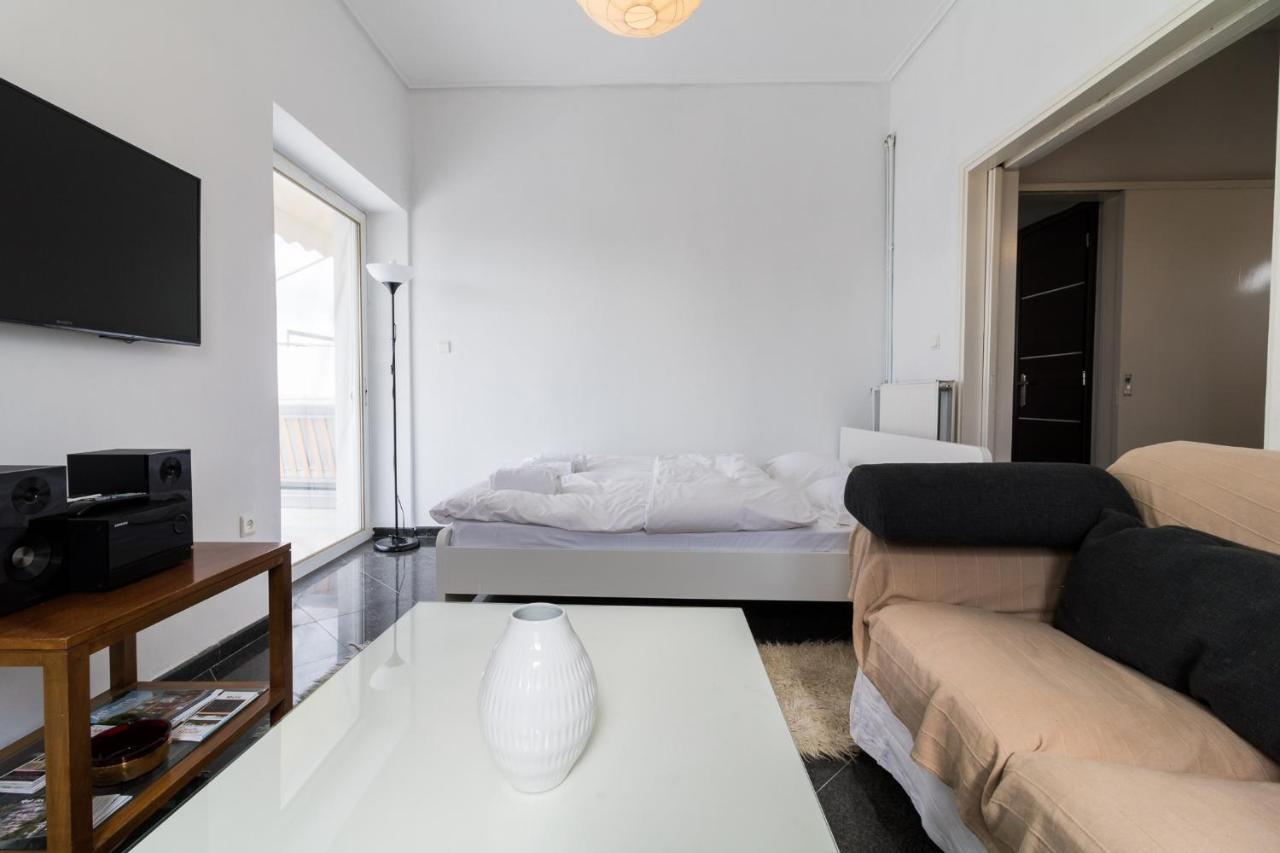 An Adorable Apartment In Афины Экстерьер фото
